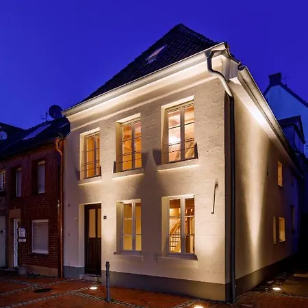 Hohe Rheinstraße Neun - Ferienhaus Apartment