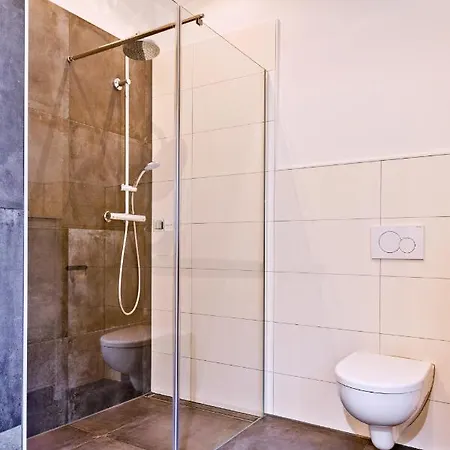 Hohe Rheinstraße Neun - Ferienhaus Apartment Rees