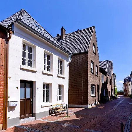 Apartment Hohe Rheinstraße Neun - Ferienhaus